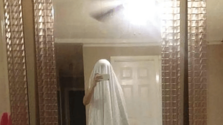 15 foto di persone che cercano di vendere specchi